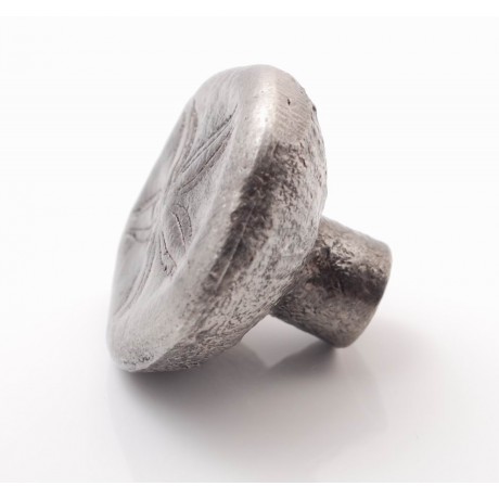 PP061 Novelty Handmade Solid Pewter Finely Sculpted Statuary Pull And Knob Of Sea Theme.