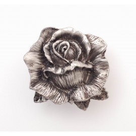 PP070 Novelty Handmade Solid Pewter Finely Sculpted Statuary Pull And Knob Of Garden Theme.