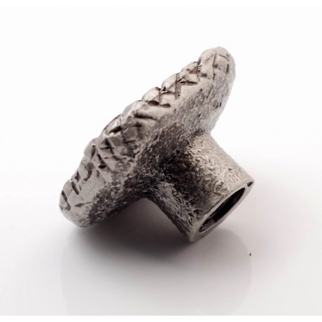 PX070 Novelty Handmade Solid Pewter Finely Sculpted Statuary Pull And Knob Of Hand Knitting Theme.