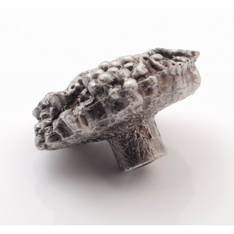 PP006 Novelty Handmade Solid Pewter Finely Sculpted Statuary Pull And Knob Of Orchard Theme.