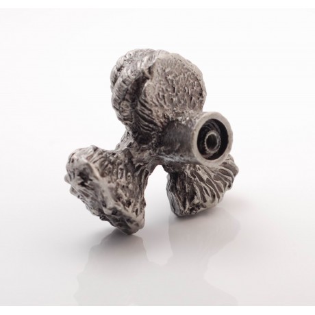PP008 Novelty Handmade Solid Pewter Finely Sculpted Statuary Pull And Knob Of Hand Knitting Theme.