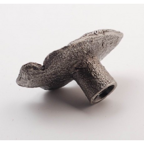 PS061 Novelty Handmade Solid Pewter Finely Sculpted Statuary Pull And Knob Of Sea Theme.
