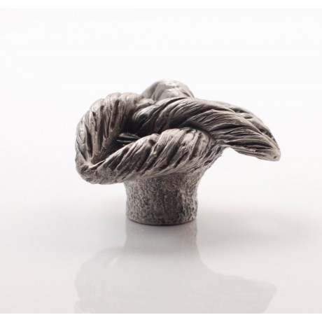 PX075 Novelty Handmade Solid Pewter Finely Sculpted Statuary Pull And Knob Of Hand Knitting Theme