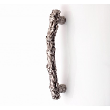 XP033 Novelty Handmade Solid Pewter Finely Sculpted Statuary Pull And Knob Of Gardens Theme.