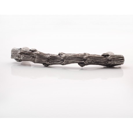 XP033 Novelty Handmade Solid Pewter Finely Sculpted Statuary Pull And Knob Of Gardens Theme.