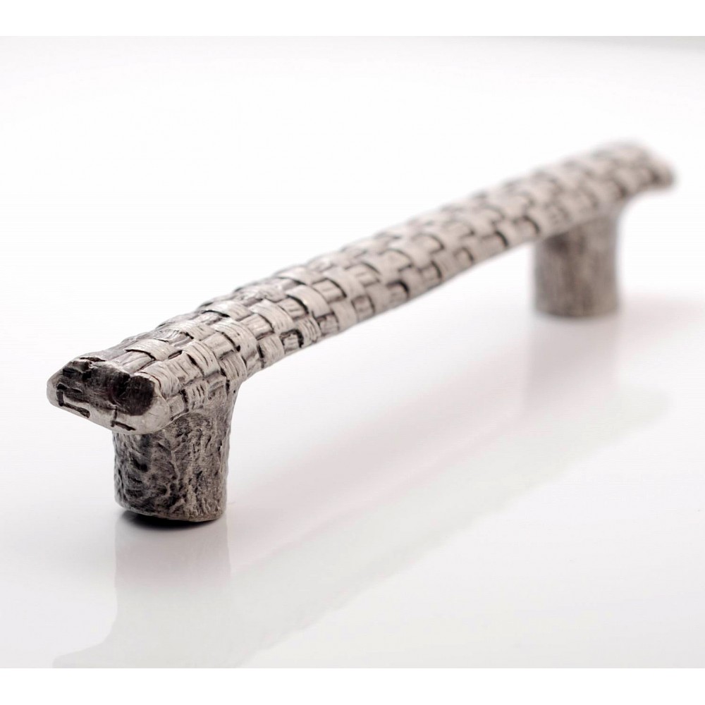 XP071 Novelty Handmade Solid Pewter Finely Sculpted Statuary Pull And Knob Of Hand Knitting Theme.